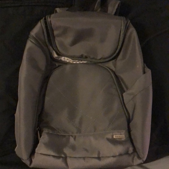 travelon classic backpack